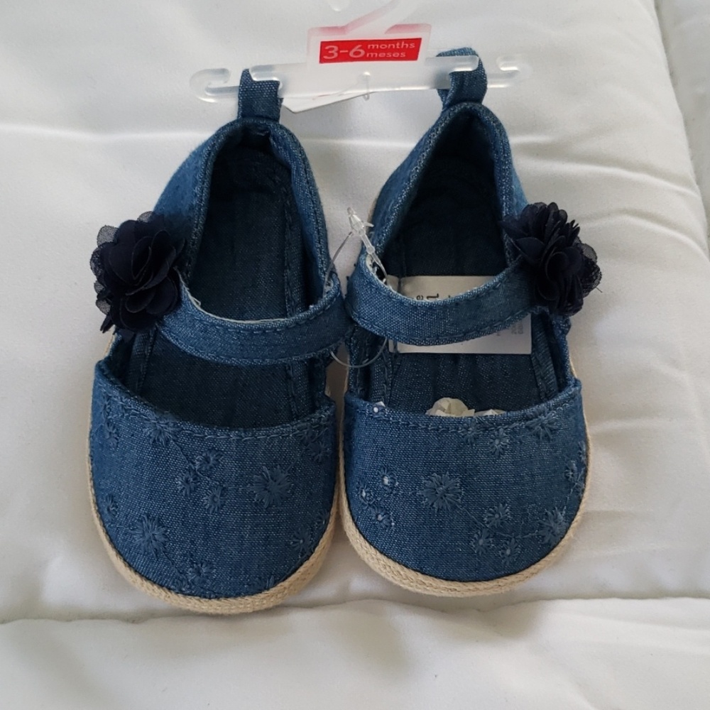 Carters crib shoes
